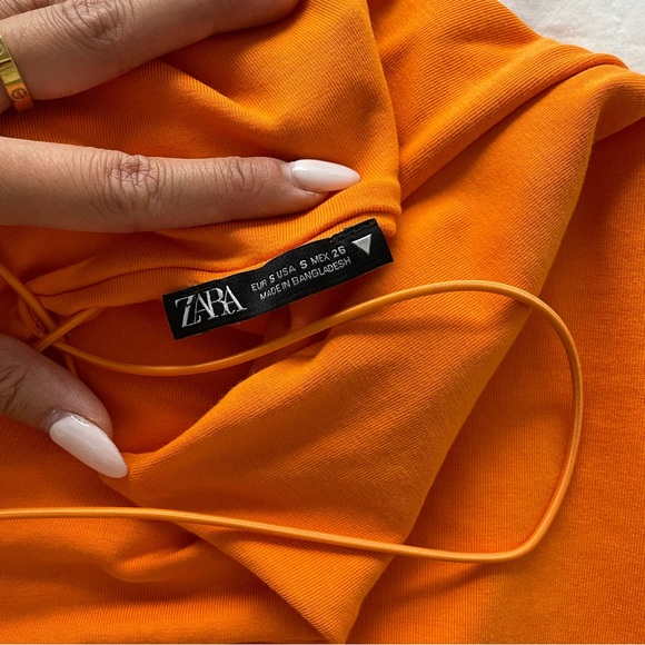 Orange dress - Picture 3 of 3